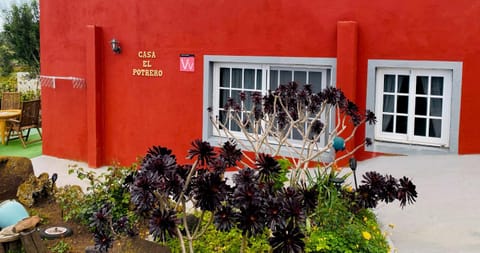 Facade/entrance, Off site, Garden, Lobby or reception, Garden view