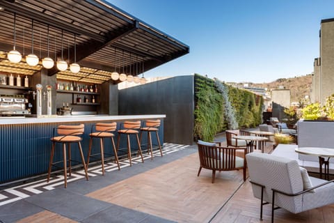 Day, Lounge or bar, Lounge or bar, On site, Time of day
