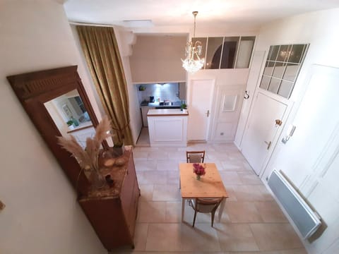 Kitchen or kitchenette, Living room, Dining area