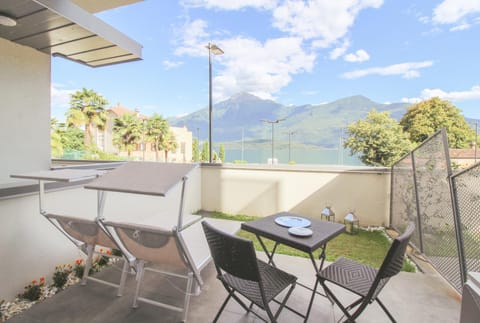 Residenza I Melograni - Suite Apartment in Domaso