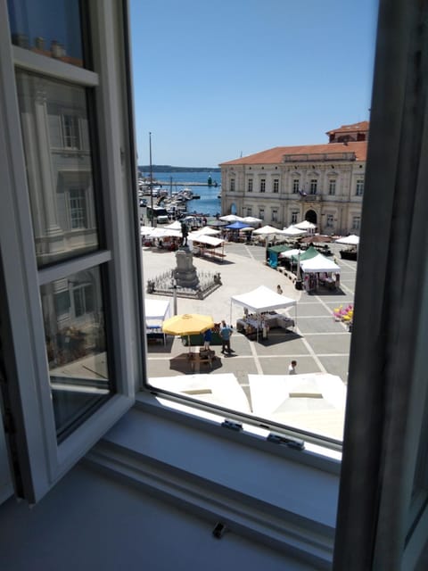 Ellipse apartment Apartment in Piran