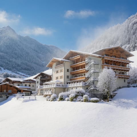 Property building, Day, Winter, Autumn