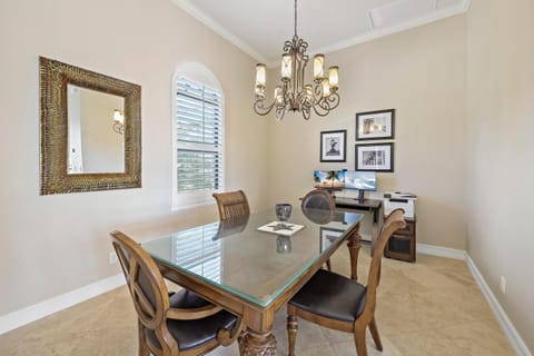 Opulent waterfront home with pool, spa, dock and deck House in Marco Island