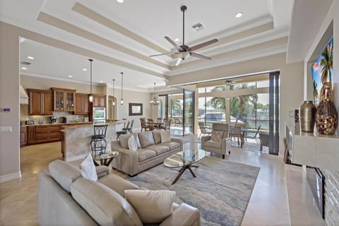 Opulent waterfront home with pool, spa, dock and deck House in Marco Island