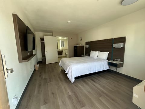 Mission Inn San Luis Obispo Hotel in San Luis Obispo