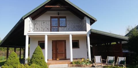 Property building, Patio, Garden, Garden view