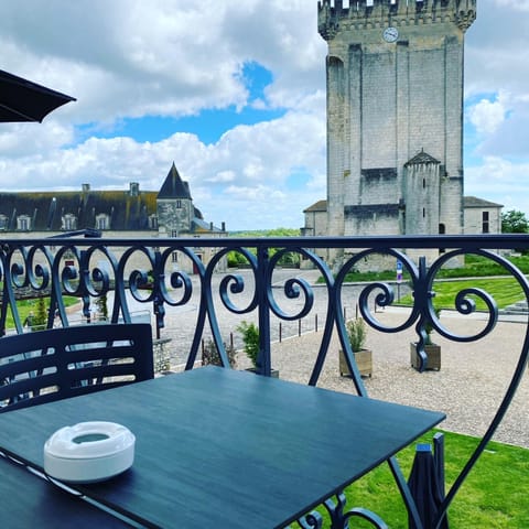 Patio, Nearby landmark, Balcony/Terrace