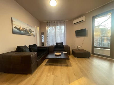 3 стаен апартамент идеален център Варна Apartment in Varna