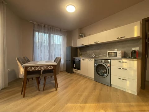 3 стаен апартамент идеален център Варна Apartment in Varna