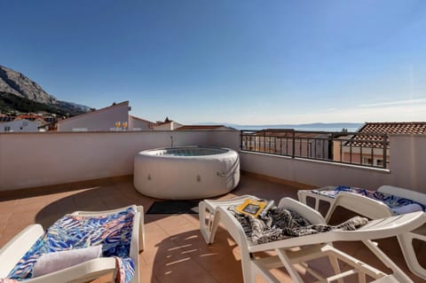 Penthaus Stipe Apartment in Makarska