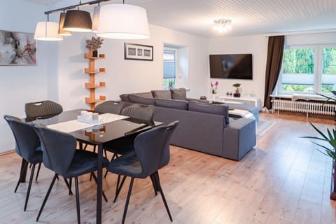Living room, Seating area, Dining area