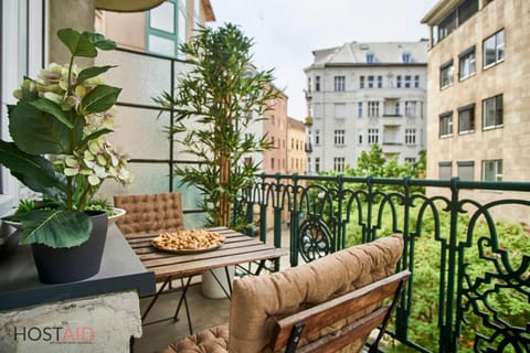 Property building, Balcony/Terrace
