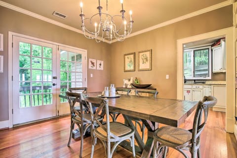 Cloudland Retreat with Mountain and Valley Views! House in Alabama