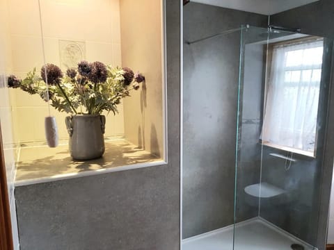 Glencoe House Inverness House in Inverness