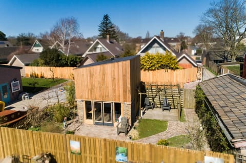 Property building, Garden view
