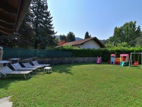 Garden, Garden view, sunbed