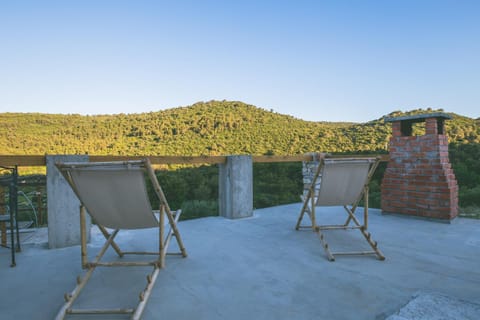 Olive Hill Familly House House in Vis