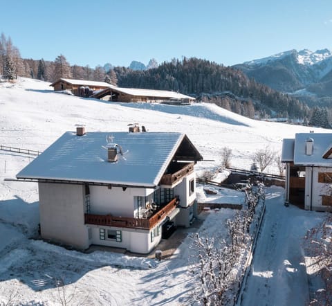 Property building, Winter