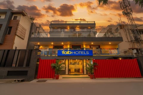 Property building, Facade/entrance