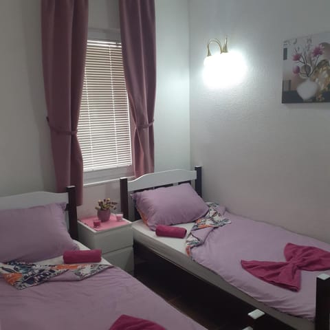 Apartman Lana, Jezero Apartment in Serbia