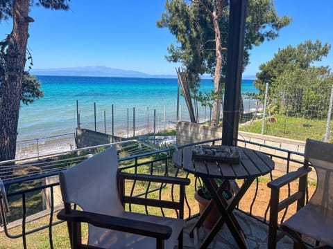 Patio, Natural landscape, View (from property/room), Balcony/Terrace, Beach, Sea view