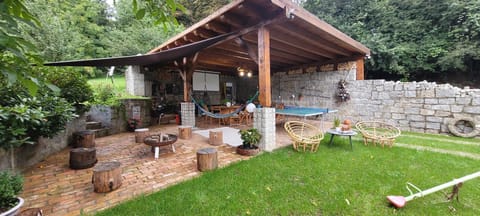 Patio, BBQ facilities, Garden, Garden, TV and multimedia, Food and drinks