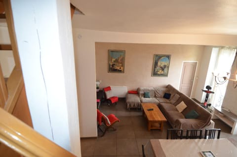 Communal lounge/ TV room, Living room