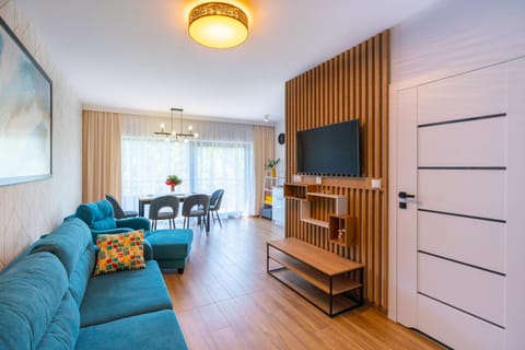 Communal lounge/ TV room, TV and multimedia, Living room, Seating area