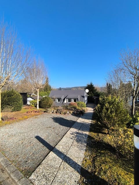 Facade/entrance, Parking