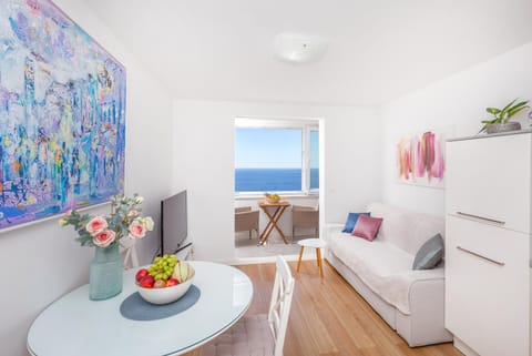 Living room, Seating area, Dining area, Sea view