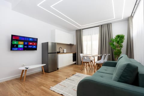 TV and multimedia, Dining area