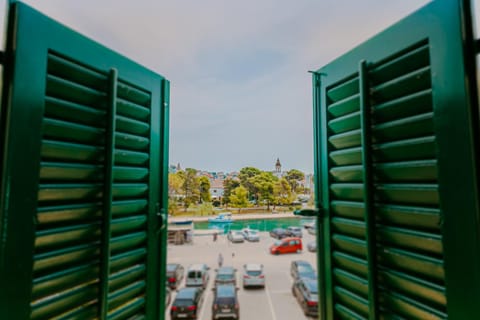 View (from property/room), City view