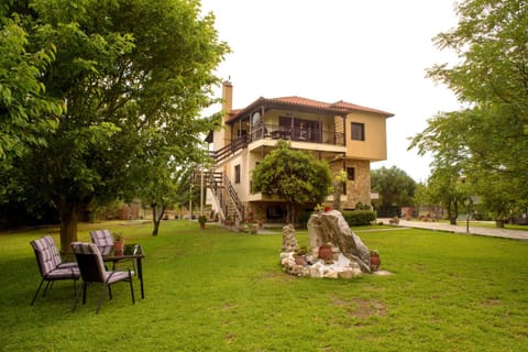 Property building, Garden