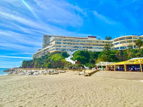 Property building, Beach