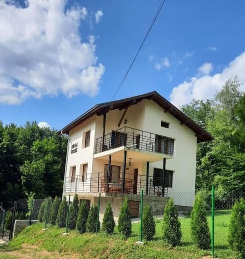 Къща за гости Вила Отдих Vila Otdih Villa in Gabrovo, Bulgaria