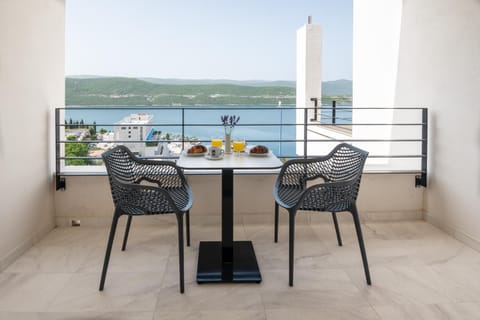 Balcony/Terrace, Sea view, Drinks