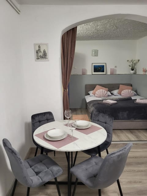 STUDIO APARTMAN KATARINA Apartment in Šibenik