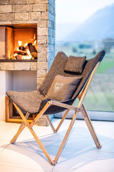 Balcony/Terrace, flat iron