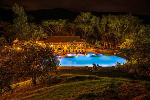 Swimming pool, Swimming pool