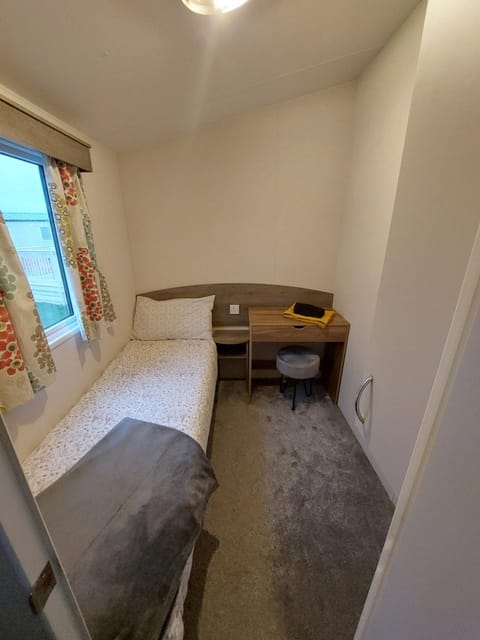 Property building, Bedroom