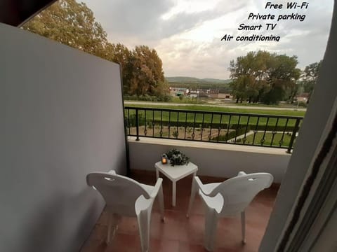 Balcony/Terrace, Balcony/Terrace