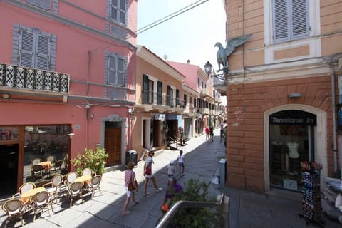 Neighbourhood, City view, Area and facilities