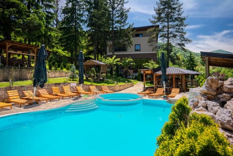 Property building, Swimming pool