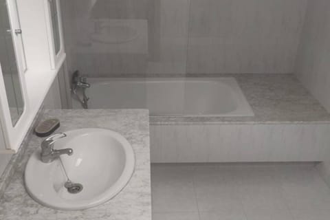 Casa os da ponte House in Viana do Castelo District, Portugal