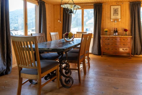 Beautiful Apartment With Stunning View - Chalet Mutthorn Apartment in Canton of Valais