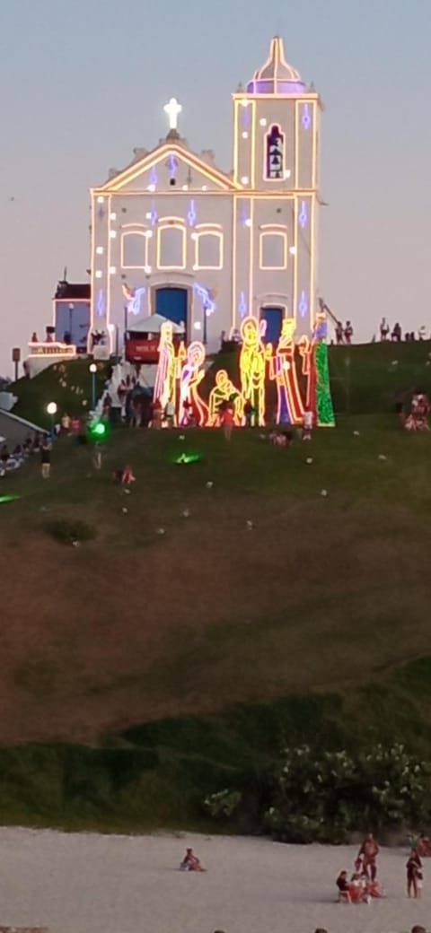 Saquarema - Casa Amarela ! Entre a praia e a Lagoa ! House in Saquarema