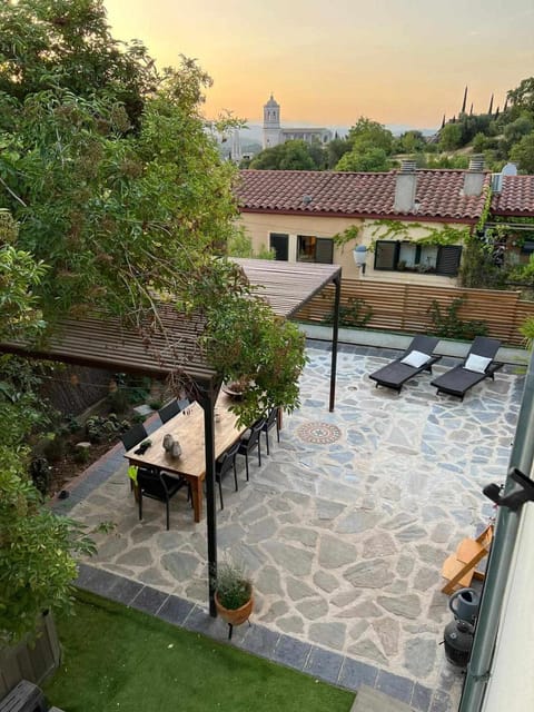 Patio, Day, Garden, Garden view