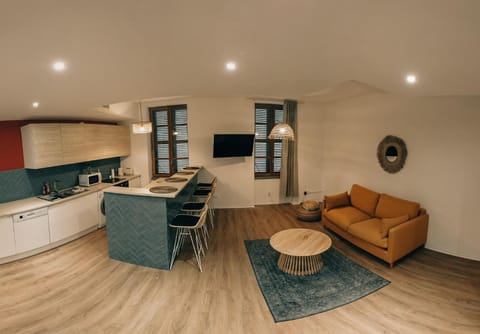 Living room, kitchen
