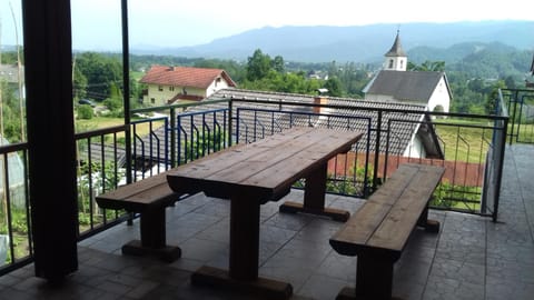 Patio, Balcony/Terrace