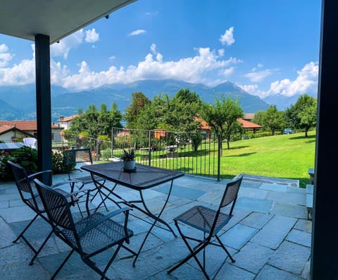 Patio, Balcony/Terrace, Balcony/Terrace, Garden view, Mountain view